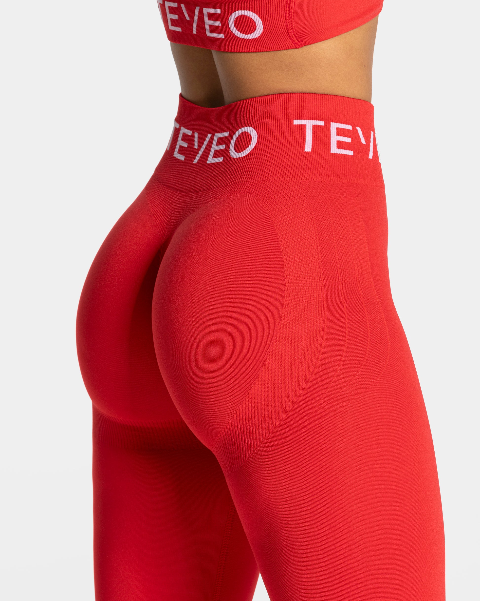 Signature Scrunch Leggings Rot – TEVEO Official Store