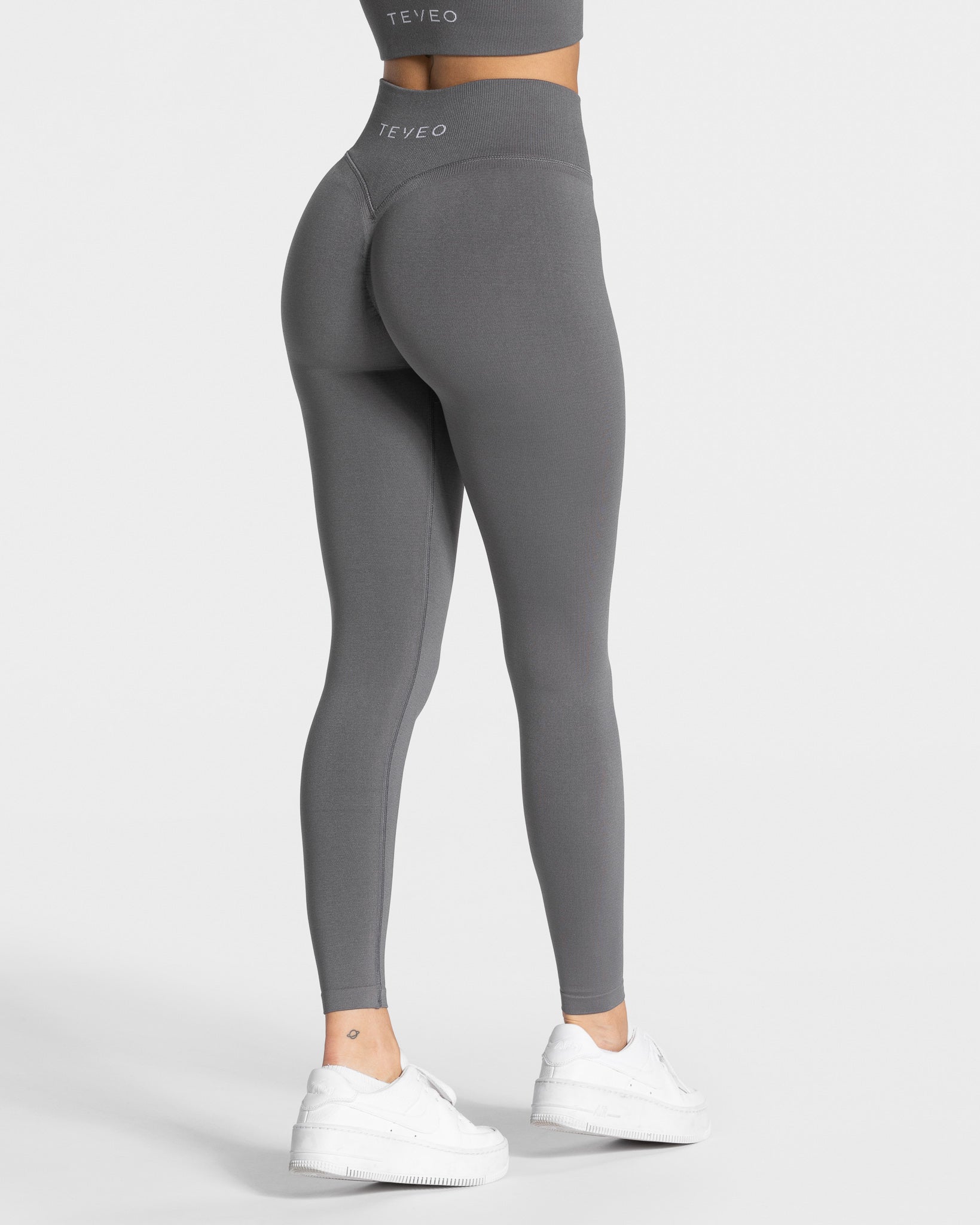 Store Sportbekleidung TEVEO Leggings Official Scrunch | – Statement \